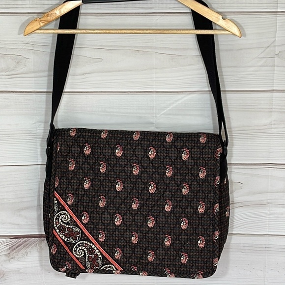 Vera Bradley Handbags - Vera Bradley Messenger Bag Brown & Black Houndstooth Paisley